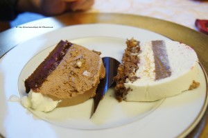 Bûches (forêt noire à gauche)